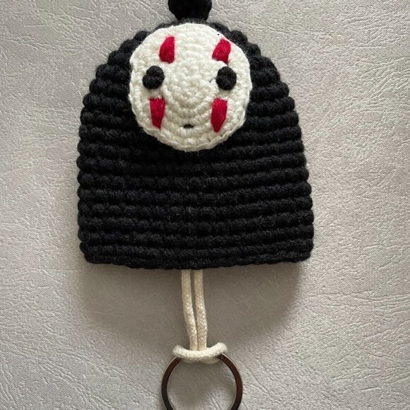 Spirited Away Keychain No Face Kaonashi Crocheted Keychain Hidden Pouch - Picture 2 of 5